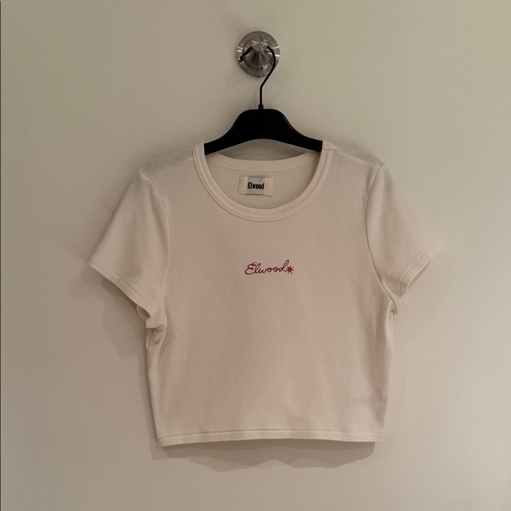 Elwood Women's Cream Short Sleeve Tee